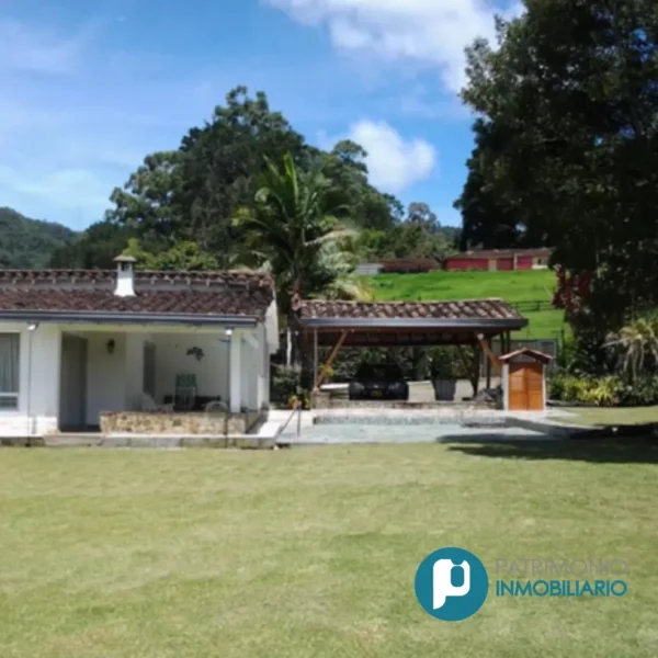 Descubre la Vivienda Campestre en El Yarumo, La Ceja, Antioquia - Image 4
